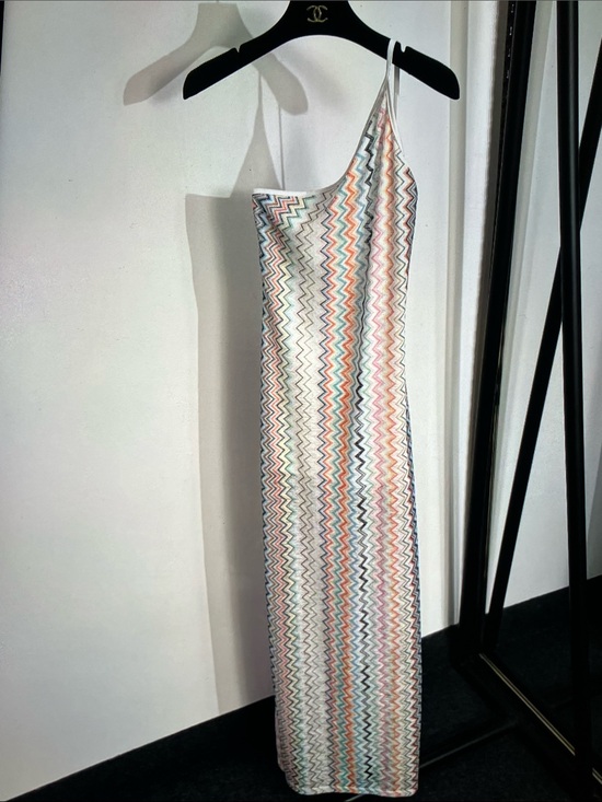 Missoni Dresses & Skirts - Missoni Pastel Zigzag One-Shoulder Maxi Dress